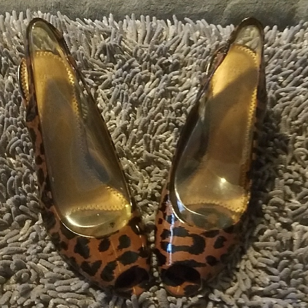 💋3 for $24💋
 🐆LEOPARD Peep-Toe Sandle Heels